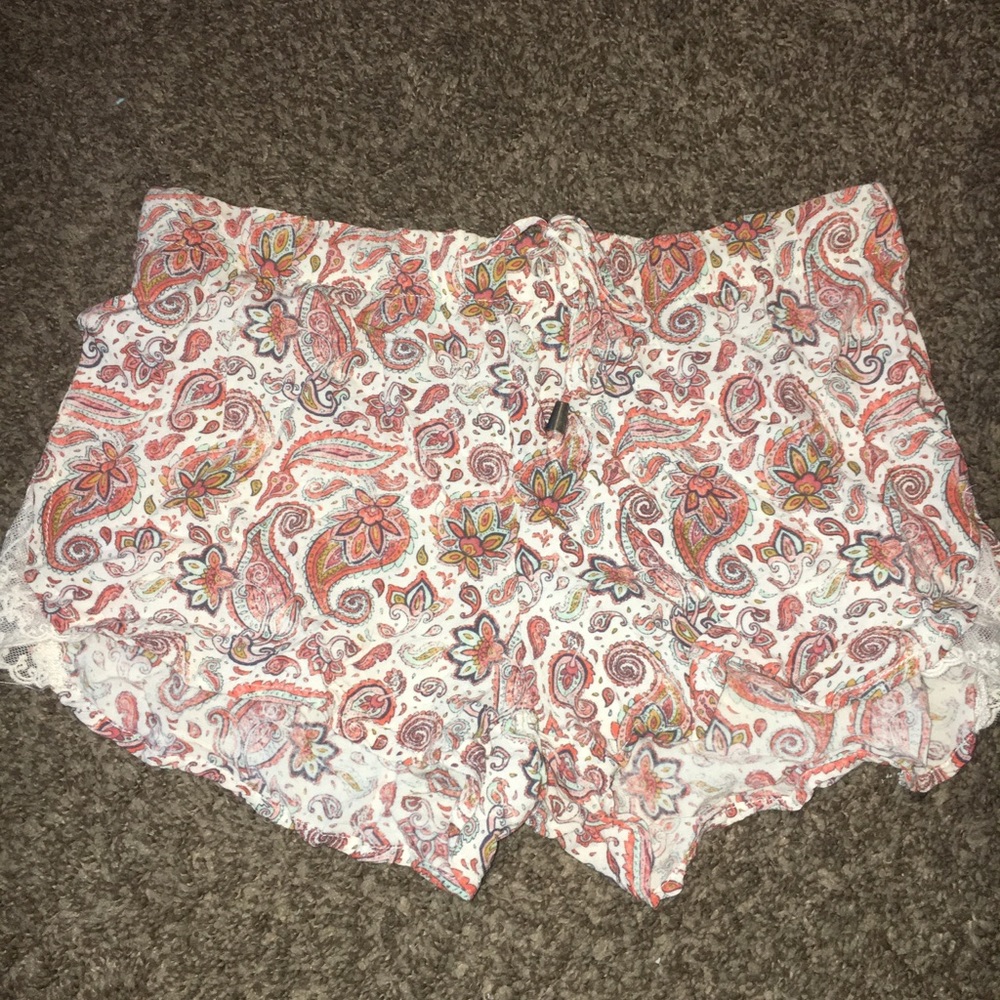 Flowy shorts